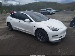 5YJ3E1EB0MF855996 2021 TESLA MODEL 3