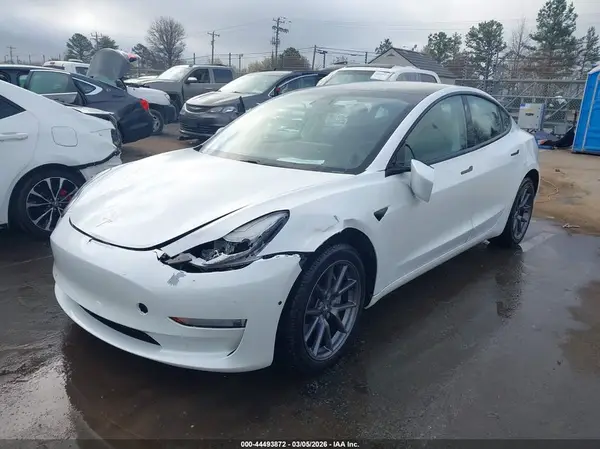 5YJ3E1EB0MF858395 2021 TESLA MODEL 3 - Image 2