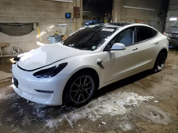 5YJ3E1EB0MF860325 2021 TESLA MODEL 3 - Image 1