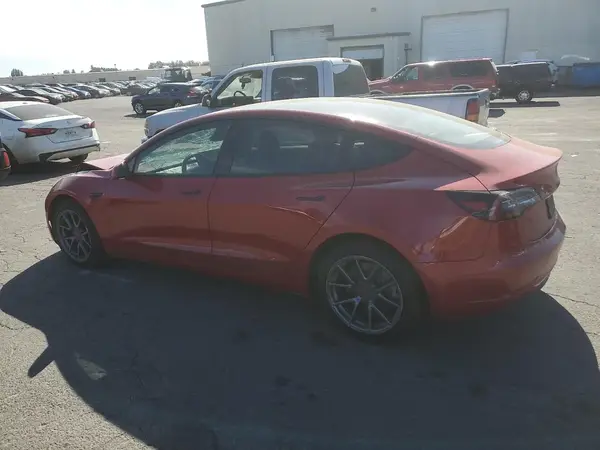 5YJ3E1EB0MF869431 2021 TESLA MODEL 3 - Image 2