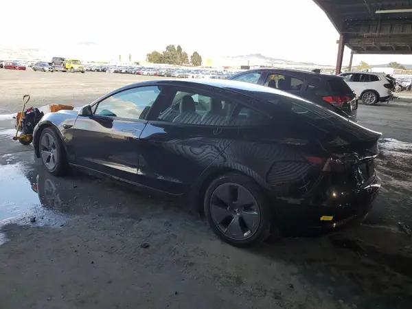 5YJ3E1EB0MF877206 2021 TESLA MODEL 3 - Image 2