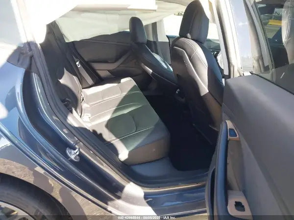 5YJ3E1EB0MF878274 2021 TESLA MODEL 3 - Image 8