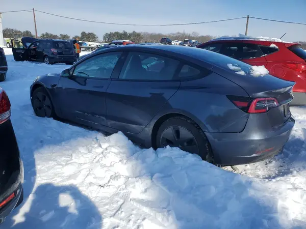 5YJ3E1EB0MF901911 2021 TESLA MODEL 3 - Image 2