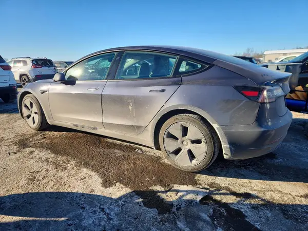 5YJ3E1EB0MF902489 2021 TESLA MODEL 3 - Image 2