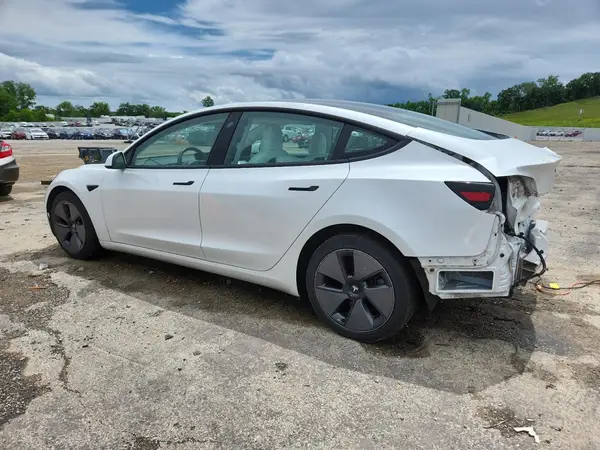 5YJ3E1EB0MF903304 2021 TESLA MODEL 3 - Image 2