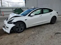 5YJ3E1EB0MF915033 2021 TESLA MODEL 3