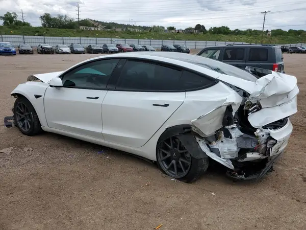 5YJ3E1EB0MF915484 2021 TESLA MODEL 3 - Image 2