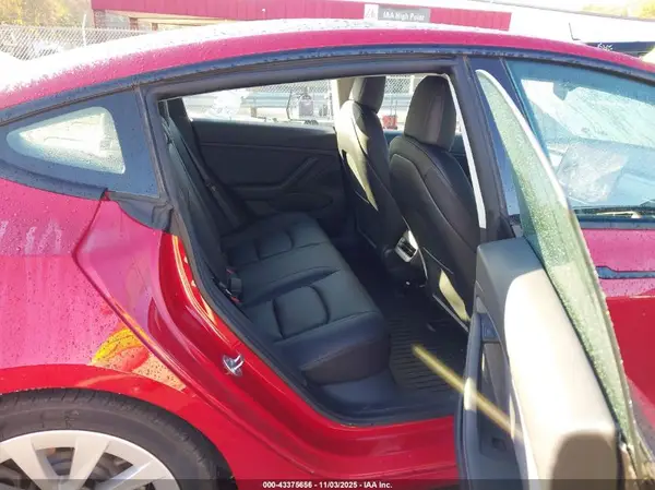 5YJ3E1EB0MF925299 2021 TESLA MODEL 3 - Image 8