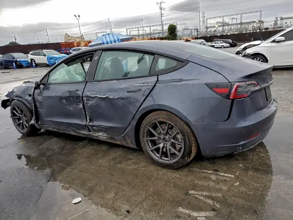 5YJ3E1EB0MF938456 2021 TESLA MODEL 3 - Image 2