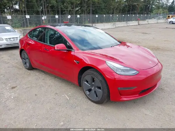 5YJ3E1EB0MF938473 2021 TESLA MODEL 3 - Image 1