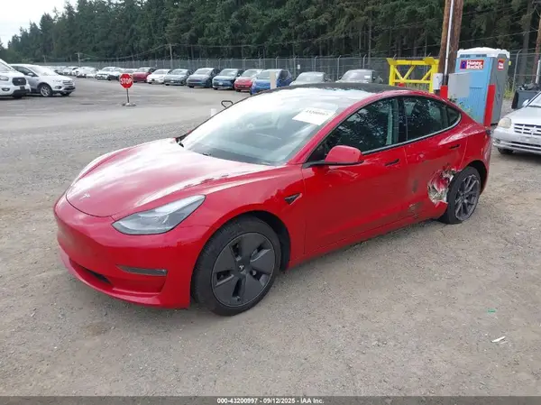 5YJ3E1EB0MF938473 2021 TESLA MODEL 3 - Image 2