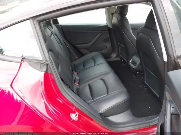5YJ3E1EB0MF938473 2021 TESLA MODEL 3 - Image 8