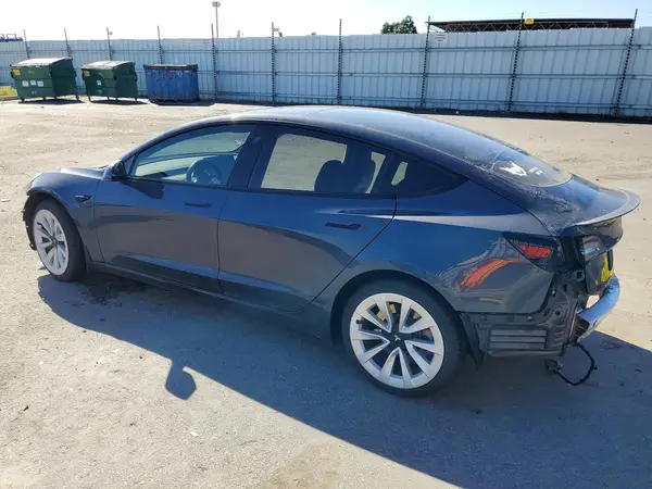 5YJ3E1EB0MF942880 2021 TESLA MODEL 3 - Image 2