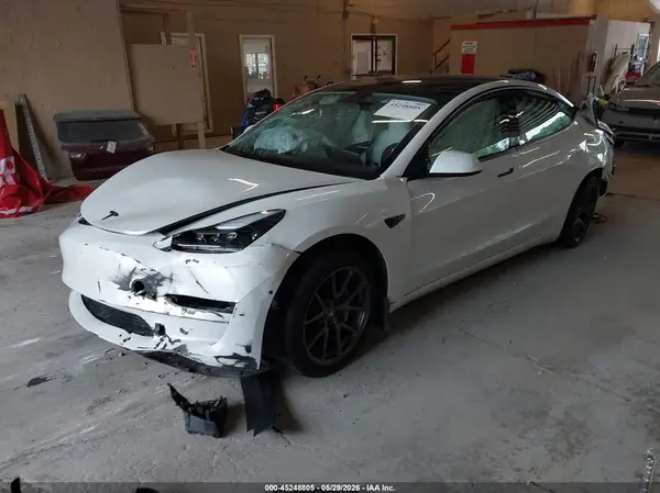5YJ3E1EB0MF975894 2021 TESLA MODEL 3 - Image 2