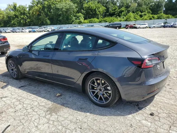 5YJ3E1EB0MF979055 2021 TESLA MODEL 3 - Image 2