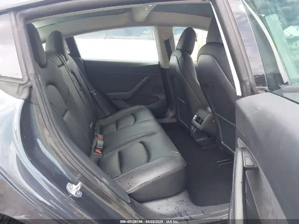 5YJ3E1EB0MF979654 2021 TESLA MODEL 3 - Image 8