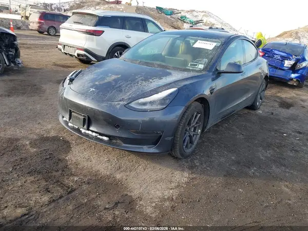 5YJ3E1EB0MF988354 2021 TESLA MODEL 3 - Image 2