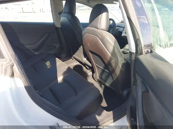 5YJ3E1EB0MF992792 2021 TESLA MODEL 3 - Image 8