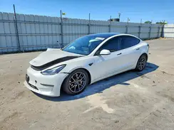 5YJ3E1EB0MF995966 2021 TESLA MODEL 3