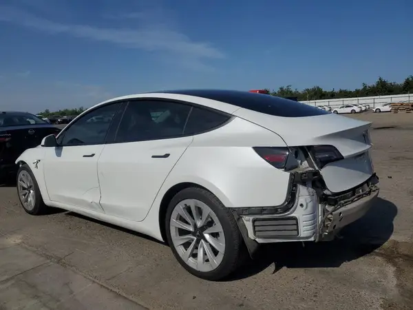 5YJ3E1EB0MF997183 2021 TESLA MODEL 3 - Image 2