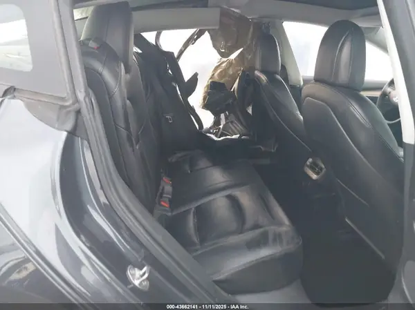 5YJ3E1EB0MF999077 2021 TESLA MODEL 3 - Image 8
