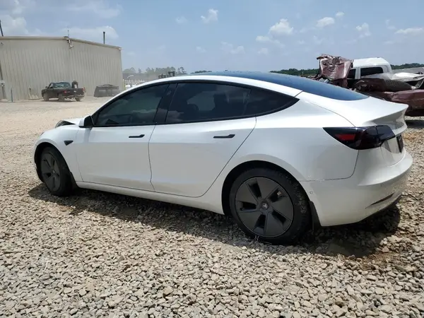 5YJ3E1EB0NF104592 2022 TESLA MODEL 3 - Image 2