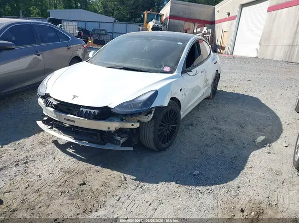 5YJ3E1EB0NF105127 2022 TESLA MODEL 3 - Image 2