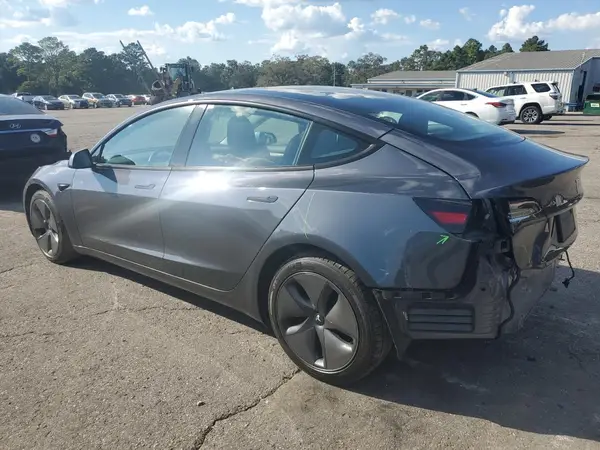 5YJ3E1EB0NF105872 2022 TESLA MODEL 3 - Image 2