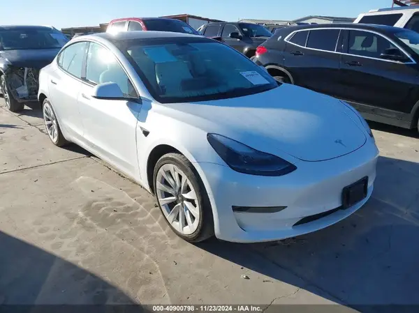5YJ3E1EB0NF114507 2022 TESLA MODEL 3 - Image 1
