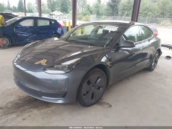 5YJ3E1EB0NF114734 2022 TESLA MODEL 3 - Image 2