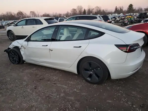 5YJ3E1EB0NF117259 2022 TESLA MODEL 3 - Image 2