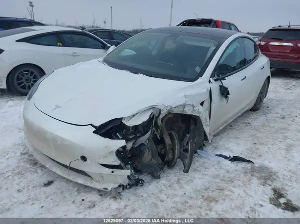 5YJ3E1EB0NF117987 2022 TESLA MODEL 3 - Image 2