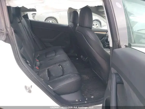 5YJ3E1EB0NF117987 2022 TESLA MODEL 3 - Image 8
