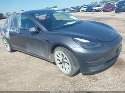 5YJ3E1EB0NF118105 2022 TESLA MODEL 3