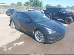 5YJ3E1EB0NF118508 2022 TESLA MODEL 3