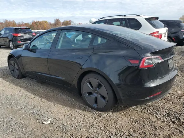5YJ3E1EB0NF120081 2022 TESLA MODEL 3 - Image 2