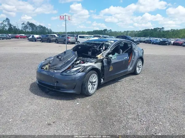 5YJ3E1EB0NF124664 2022 TESLA MODEL 3 - Image 2