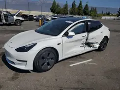 5YJ3E1EB0NF136832 2022 TESLA MODEL 3