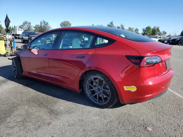 5YJ3E1EB0NF137933 2022 TESLA MODEL 3 - Image 2