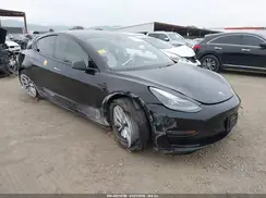 5YJ3E1EB0NF142842 2022 TESLA MODEL 3