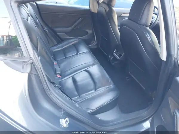 5YJ3E1EB0NF145739 2022 TESLA MODEL 3 - Image 8