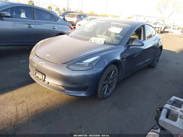 5YJ3E1EB0NF158376 2022 TESLA MODEL 3 - Image 2