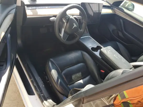 5YJ3E1EB0NF158491 2022 TESLA MODEL 3 - Image 8