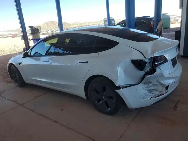 5YJ3E1EB0NF160239 2022 TESLA MODEL 3 - Image 2