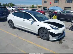5YJ3E1EB0NF161066 2022 TESLA MODEL 3