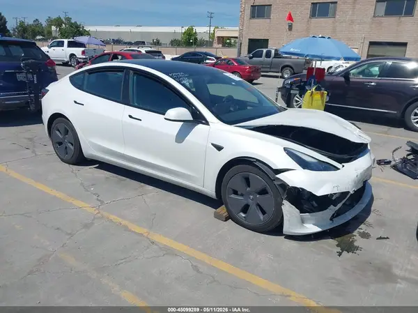 5YJ3E1EB0NF161066 2022 TESLA MODEL 3 - Image 1