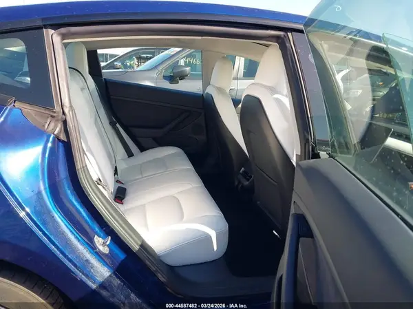 5YJ3E1EB0NF165036 2022 TESLA MODEL 3 - Image 8