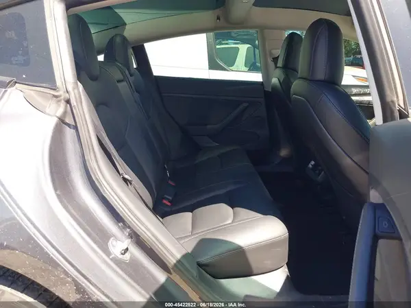 5YJ3E1EB0NF170883 2022 TESLA MODEL 3 - Image 8