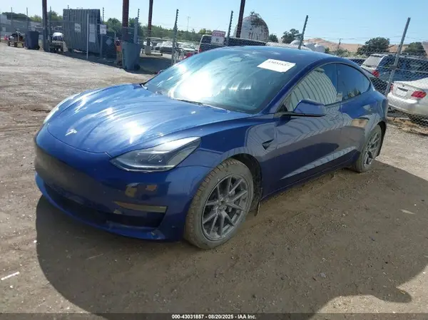 5YJ3E1EB0NF171435 2022 TESLA MODEL 3 - Image 2