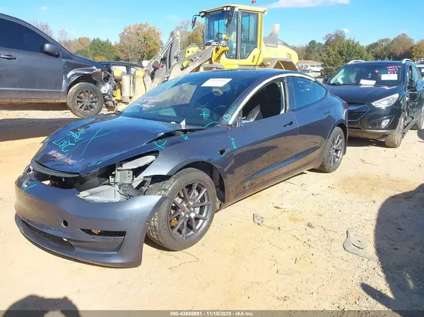 5YJ3E1EB0NF174464 2022 TESLA MODEL 3 - Image 2